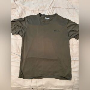 Columbia Men's Olive Short-Sleeve Performance Tee